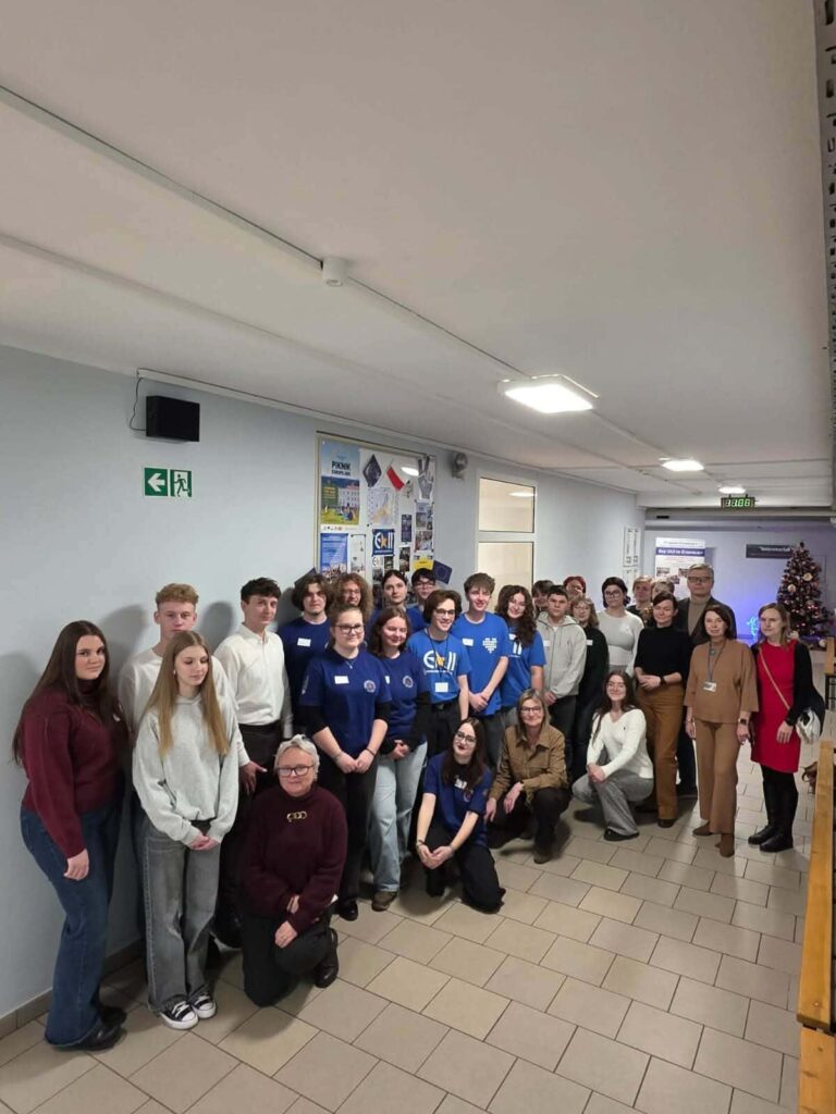 Uczestnicy warsztatów dla Młodszych Ambasadorów w dniu 3.12.2025r. w Gdyni