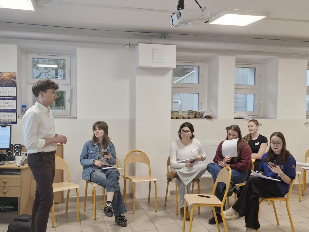 Uczestnicy warsztatów dla Młodszych Ambasadorów w dniu 3.12.2025r. w Gdyni