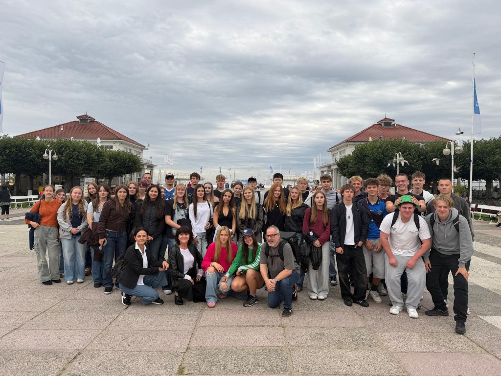 Sopot-zdjęcie grupowe po zajęciach projektowych